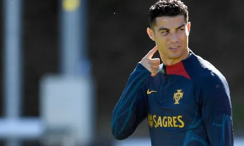 Ronaldo vẫn ra sân luyện tập với vết thương ở trên mặt