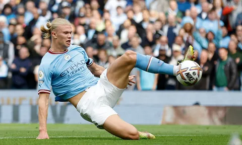 Haaland đi vào lịch sử Premier League