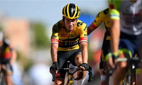 Mùa giải kết thúc sớm với Primoz Roglic