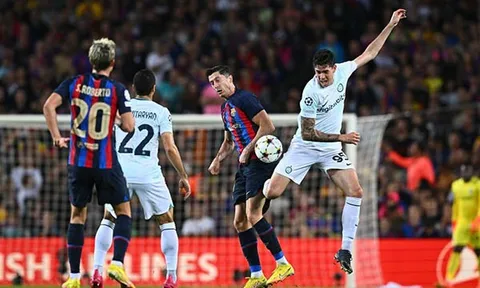 Barcelona - Inter Milan > 3-3: Europa League vẫy gọi