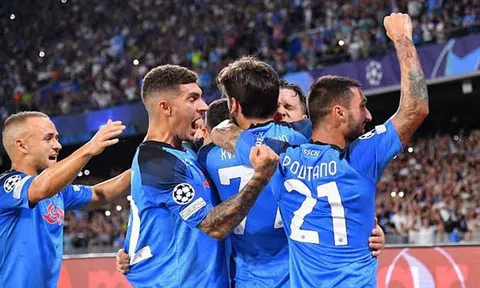 Thêm 3 đội bóng vượt qua vòng bảng Champions League 2022/23