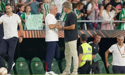 Betis - Roma > 1-1: Mourinho hết quyền tự quyết