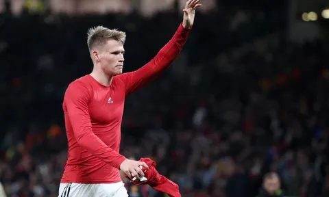 McTominay tái lập thành tích của Solsa ở Chung kết Cúp C1 1999