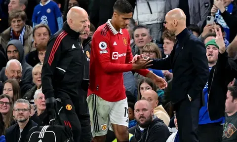 Man United vắng Varane trong 6 trận tới