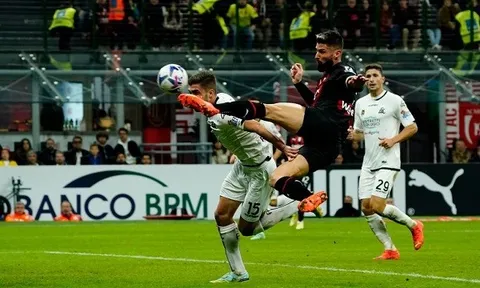 AC Milan - Spezia > 2-1: Cứu tinh Giroud