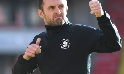 Southampton sa thải Hasenhuttl, sắp bổ nhiệm huấn luyện viên Nathan Jones