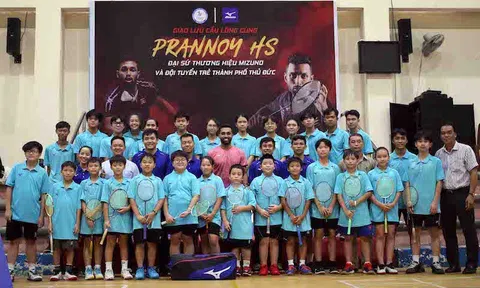 Tay vợt vô địch thế giới Prannoy H.S giao lưu cùng tuyển trẻ cầu lông thành phố Thủ Đức