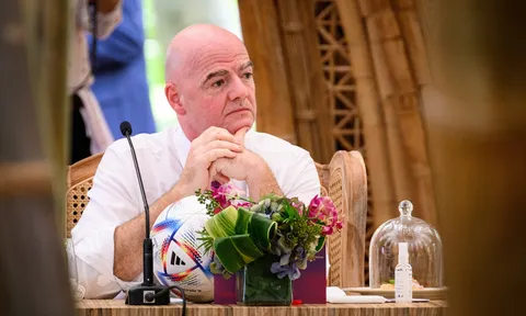 Người đứng đầu FIFA kêu gọi ngừng bắn dịp World Cup