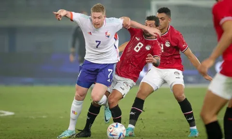 De Bruyne mắc lỗi, Bỉ thua sốc trước thềm World Cup