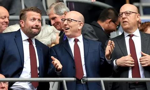 Nhà Glazer rao bán Man United