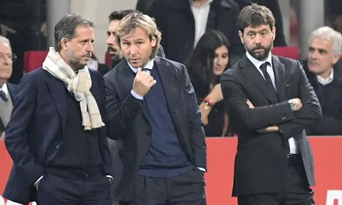 Ban lãnh đạo câu lạc bộ Juventus từ chức