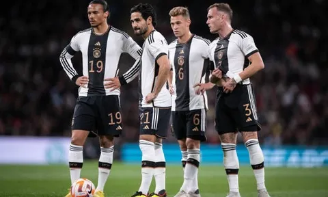 Các huyền thoại Anh hả hê sau khi Đức bị loại ở World Cup