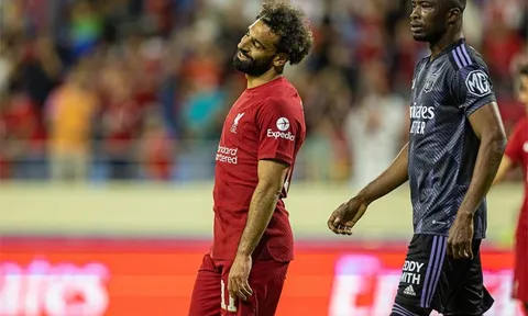 Chelsea, Liverpool rủ nhau bại trận trong chuyến du đấu châu Á
