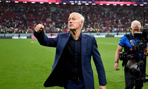 Huấn luyện viên Deschamps xúc động đứng trước cơ hội lần thứ ba nếm trải cảm giác vô địch thế giới cùng tuyển Pháp