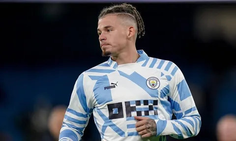 Ông Pep chê bai thể trạng của Kalvin Phillips sau World Cup 2022