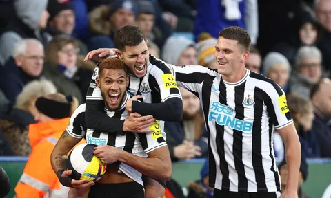 Newcastle chiếm vị trí thứ hai của Man City