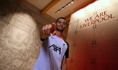 Liverpool chính thức công bố thương vụ Cody Gakpo