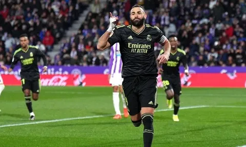 Valladolid - Real Madrid > 0-2: Benzema lập cú đúp, Real Madrid đòi lại ngôi đầu La Liga
