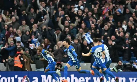 Brighton - Liverpool > 2-1: Mitoma biến "The Kop" thành cựu vương tại FA Cup