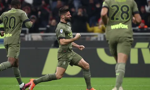 Milan - Torino > 1-0: Giroud giúp AC Milan vượt khủng hoảng