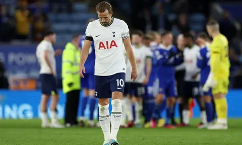 Leicester - Tottenham > 4-1: "Gà trống" sụp đổ tại King Power