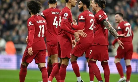 Newcastle - Liverpool > 0-2: Trở lại cuộc đua tốp 4