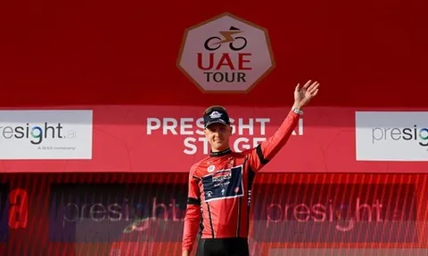 Tim Merlier giành cả Áo đỏ lẫn Áo xanh sau chặng 1 UAE Tour 2023