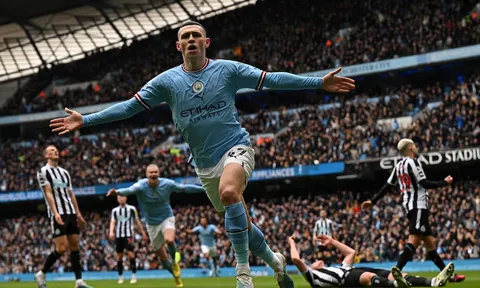 Man City - Newcastle > 2-0: Thành bại ở khoảnh khắc