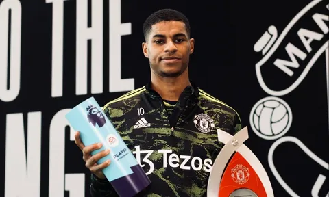Rashford cân bằng kỷ lục của Salah
