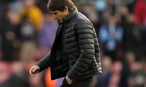 Tottenham cân nhắc sa thải huấn luyện viên Conte