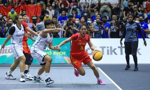 Lộ diện những 'bóng hồng' đầu tiên trong lịch sử VBA