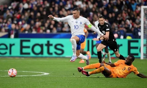 Mbappe vượt mặt Benzema