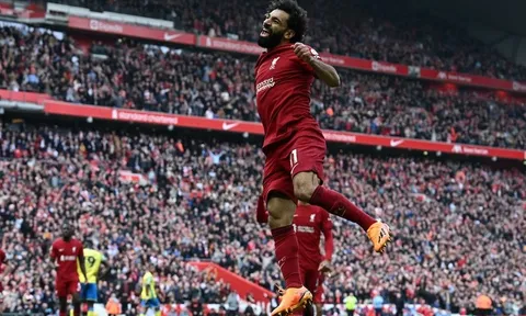 Liverpool - Nottingham > 3-2: The Kop thắp hy vọng