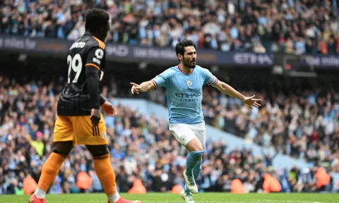 Man City - Leeds United > 2-1: Gia tăng khoảng cách
