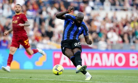 AS Roma - Inter Milan > 0-2: Dấu chấm hết cho ‘Bầy sói’