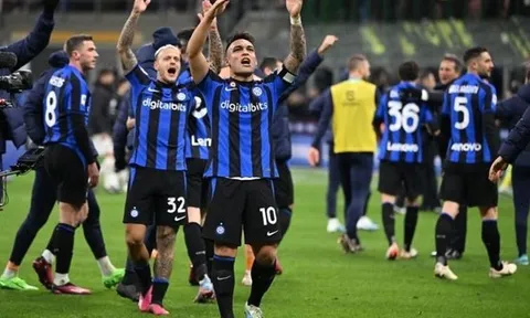 Inter đánh bại kình địch AC Milan để vào chung kết