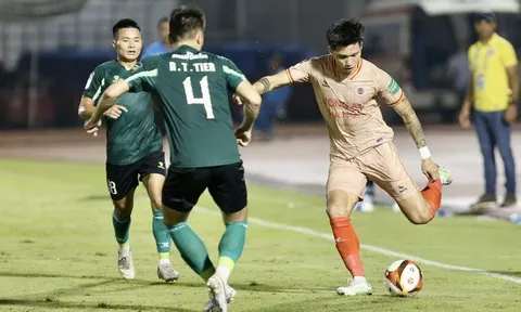 Công an Hà Nội đánh bại TP.HCM trong “cơn mưa” bàn thắng