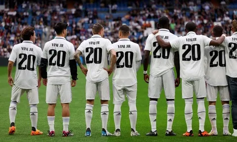 Real Madrid - Vallecano > 2-1: Đòi lại vị trí thứ hai, "Los Blancos" gửi thông điệp ủng hộ Vinicius