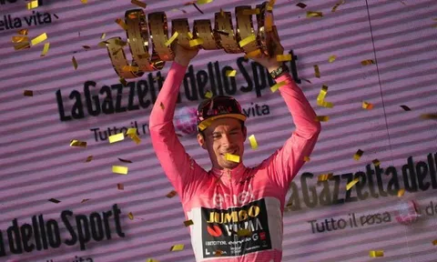 Primoz Roglic ôm tiền thưởng khủng