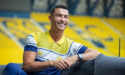 Ronaldo tiếp tục gắn bó với Al Nassr