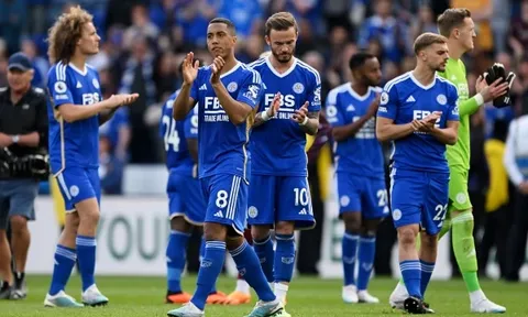 Hàng loạt cầu thủ rời Leicester City