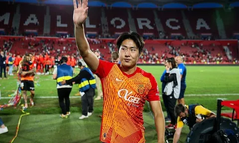 Paris Saint-Germain bất ngờ chiêu mộ "ngôi sao" trẻ Hàn Quốc