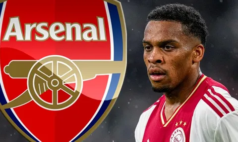 Arsenal đạt thỏa thuận chiêu mộ Jurien Timber của Ajax