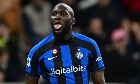 Lukaku không trở lại Chelsea