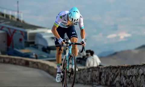 Alexey Lutsenko vươn lên dẫn đầu Bảng tổng sắp Tour of Turkey 2023