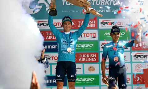 Alexey Lutsenko đăng quang Tour of Turkey 2023