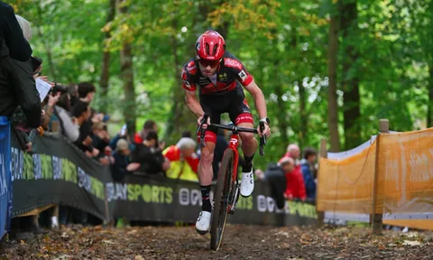 Eli Iserbyt chiến thắng giải Superprestige Ruddervoorde