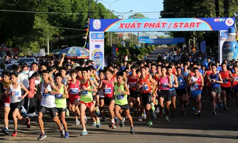 Hơn 1.500 vận động viên “Chinh phục đỉnh cao Bà Rá” lần thứ 29