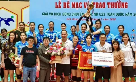 Huấn luyện viên Nguyễn Tuấn Kiệt trở lại "mái nhà xưa"