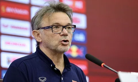 Huấn luyện viên Troussier sẵn sàng gây bất ngờ cho tuyển Nhật Bản